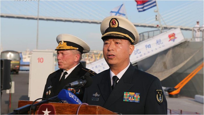 Quan chức Hải quân Trung Quốc phát biểu